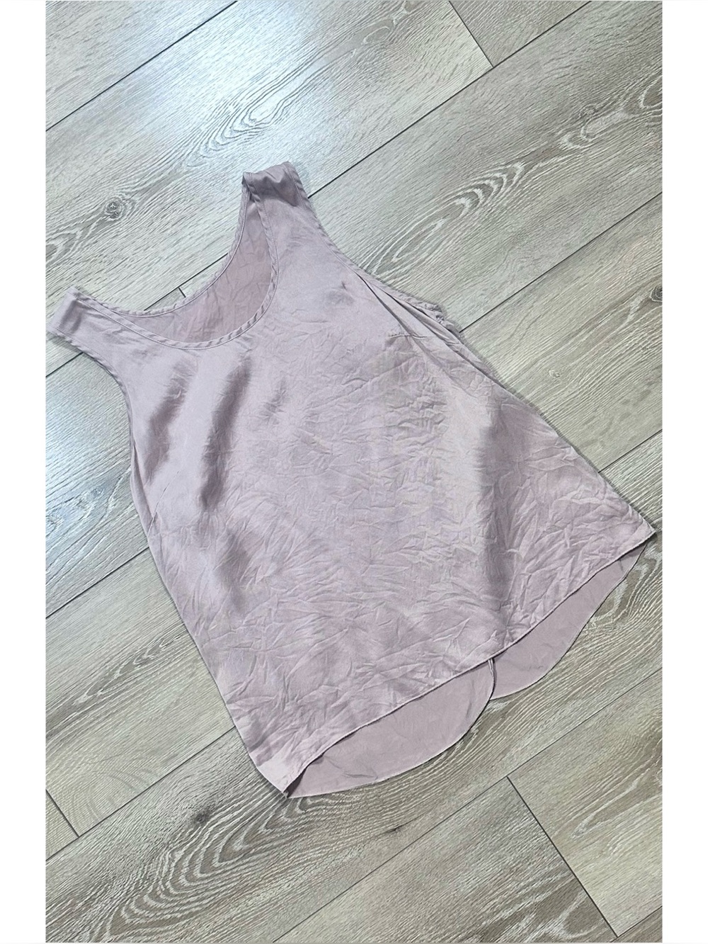 Lunya 100% Silk Scoop Neck Tulip Back Tank Top *No Size Tag*